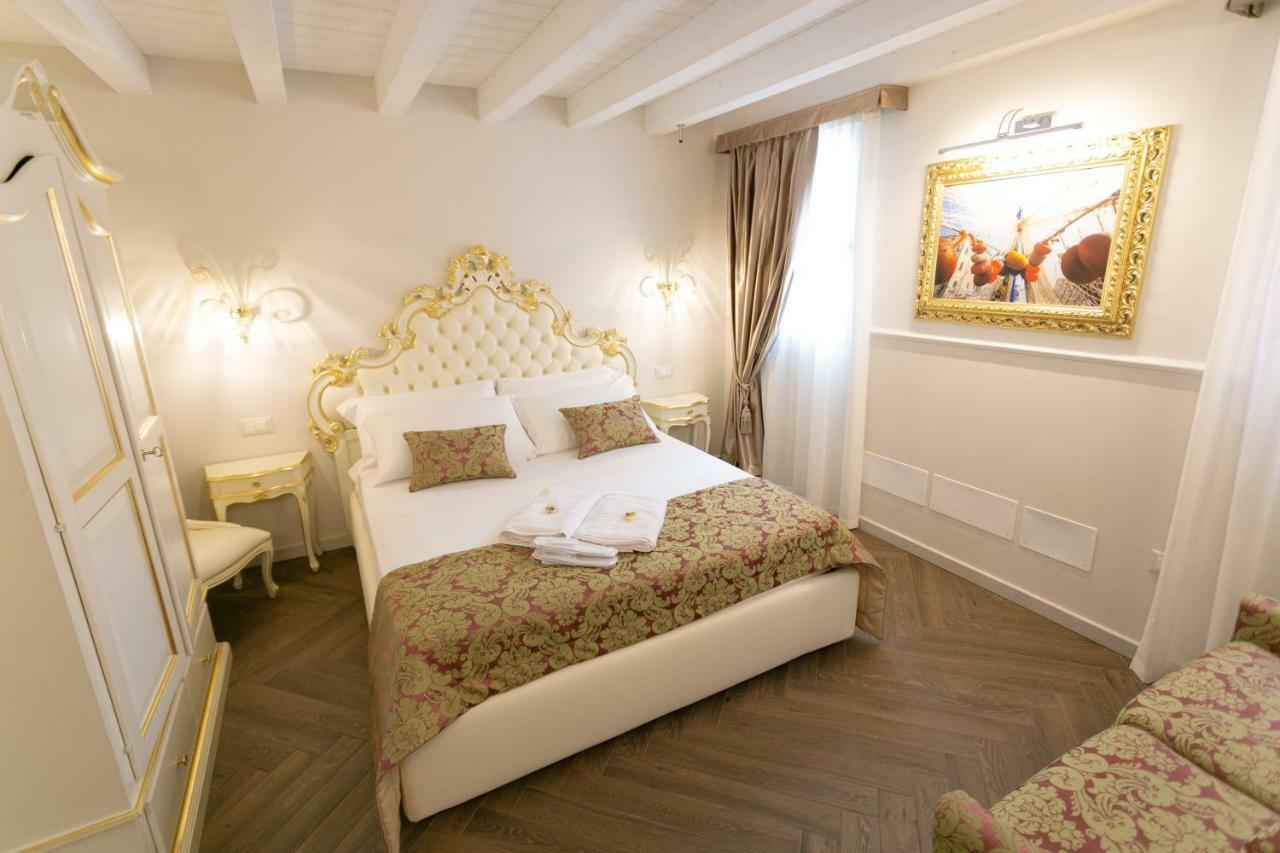 Ca' Vittoria Boutique House Apartsuite קיוג'ה מראה חיצוני תמונה