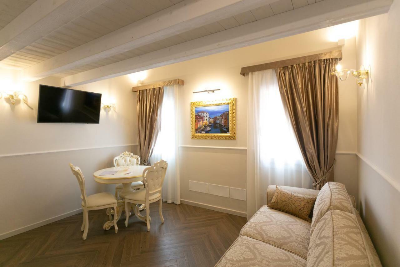 Ca' Vittoria Boutique House Apartsuite קיוג'ה מראה חיצוני תמונה