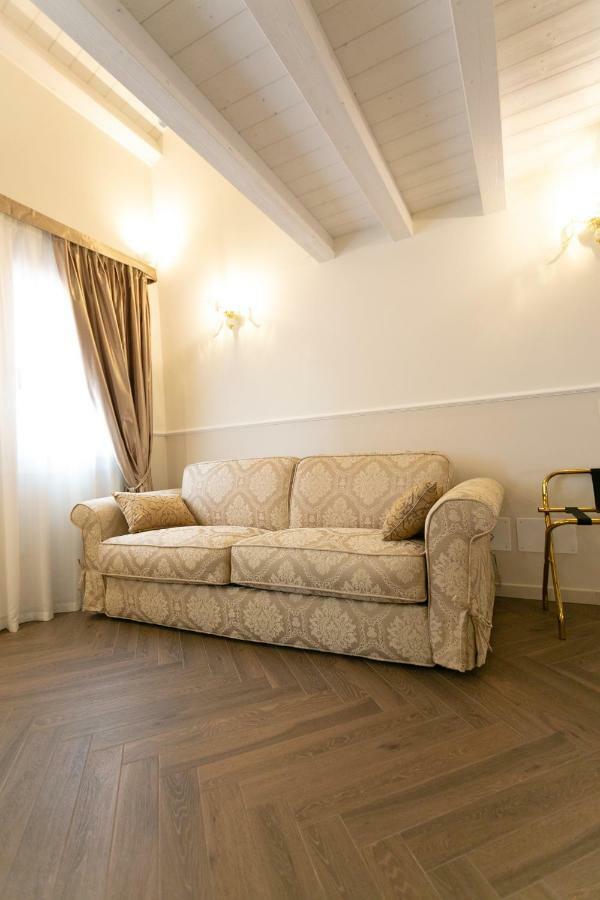 Ca' Vittoria Boutique House Apartsuite קיוג'ה מראה חיצוני תמונה