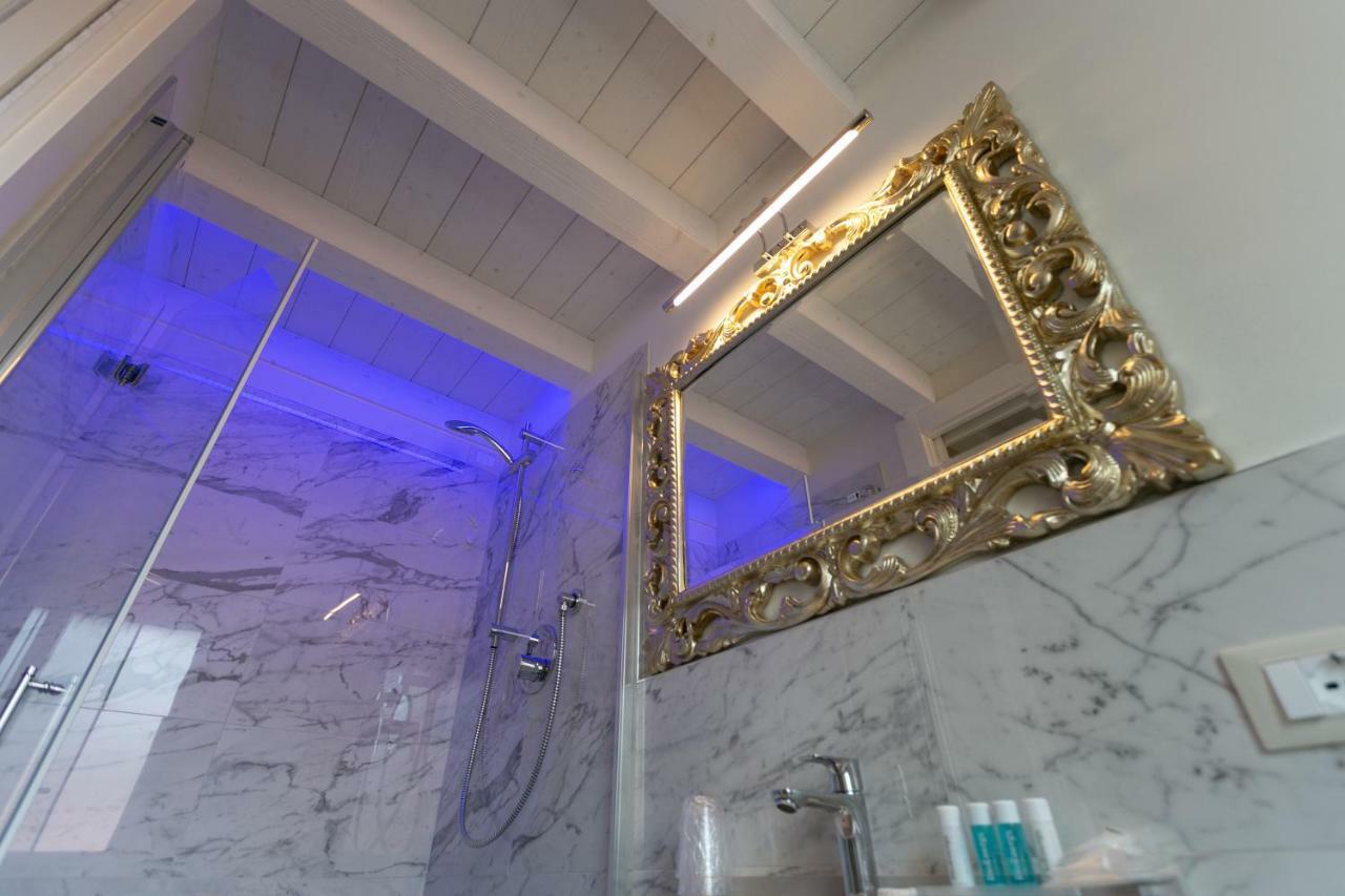 Ca' Vittoria Boutique House Apartsuite קיוג'ה מראה חיצוני תמונה