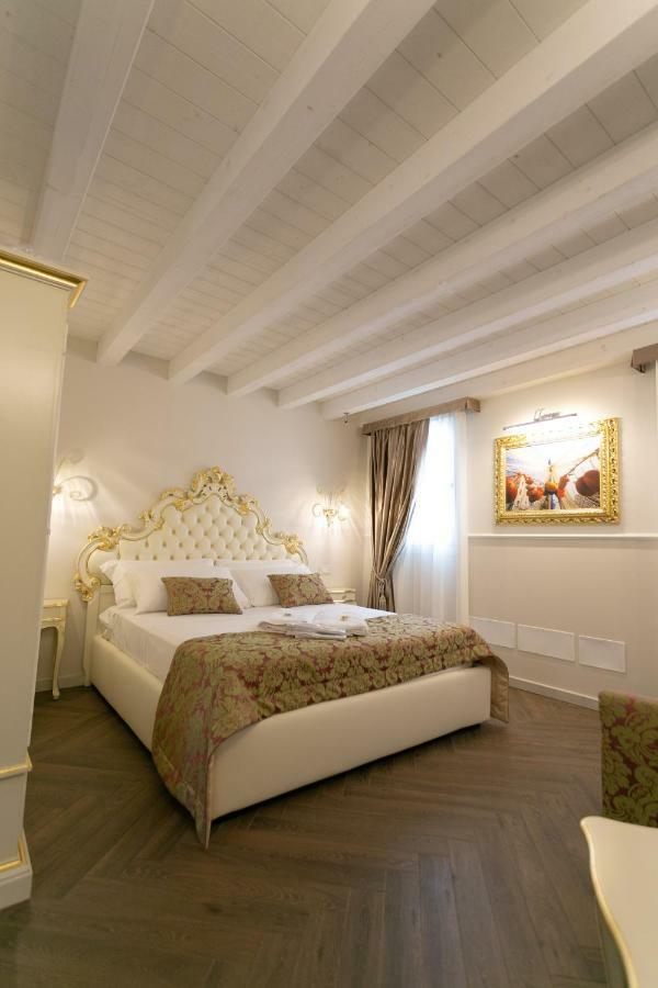 Ca' Vittoria Boutique House Apartsuite קיוג'ה מראה חיצוני תמונה