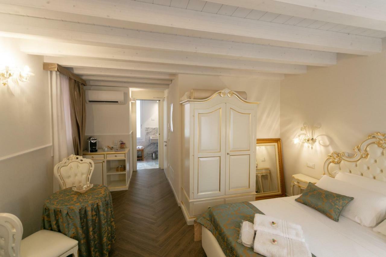 Ca' Vittoria Boutique House Apartsuite קיוג'ה מראה חיצוני תמונה